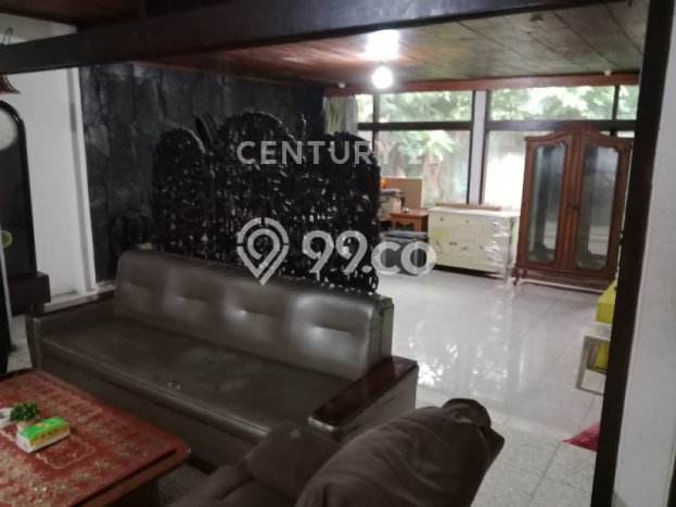Rumah Mewah LB 500m2 Siap Huni Desain Elegan di Pejaten, Jakarta Selatan Rumah Mewah LB 500m2 Siap Huni Desain Elegan di Pejaten, Jakarta Selatan