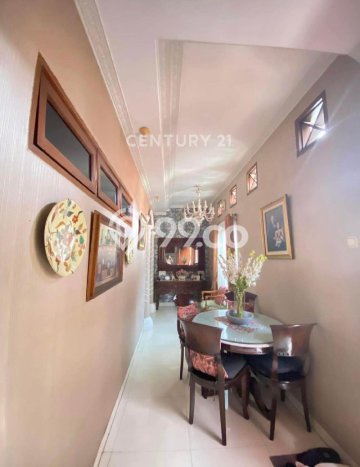 Dijual Cepat Rumah Bagus Siap Huni LB 133m2 di Matraman, Jakarta Timur Dijual Cepat Rumah Bagus Siap Huni LB 133m2 di Matraman, Jakarta Timur