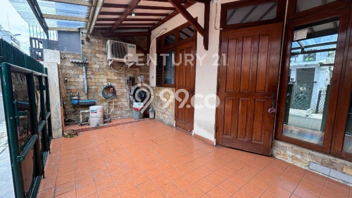 Rumah Elit Modern Siap Huni di Rawamangun Jakarta Timur Rumah Elit Modern Siap Huni di Rawamangun Jakarta Timur
