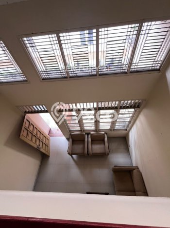 Disewakan! Rumah 3 Kamar Tidur &
2 Kamar Mandi di Kayu Putih, Jakarta Timur Disewakan! Rumah 3 Kamar Tidur &
2 Kamar Mandi di Kayu Putih, Jakarta Timur