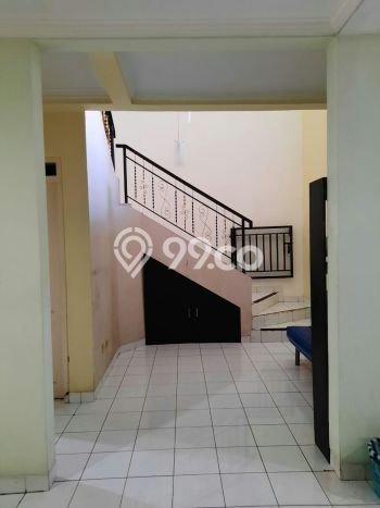 Rumah Modern 3 Kamar LT 180m2 di Kota Wisata Rumah Modern 3 Kamar LT 180m2 di Kota Wisata