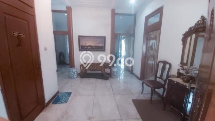 Jual Rumah Mewah Megah Dengan View Eksklusif di Pondok Indah, Jakarta Selatan Jual Rumah Mewah Megah Dengan View Eksklusif di Pondok Indah, Jakarta Selatan