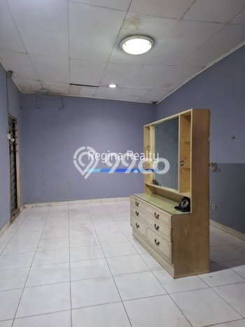 Rumah Mewah LB 120m2 Siap Huni Desain Elegan di Pondok Indah, Jakarta Selatan Rumah Mewah LB 120m2 Siap Huni Desain Elegan di Pondok Indah, Jakarta Selatan