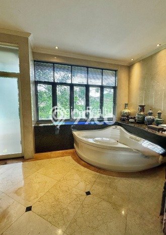 For Sale! Premium House LT 1430m2 Desain Elegan di Pondok Indah For Sale! Premium House LT 1430m2 Desain Elegan di Pondok Indah