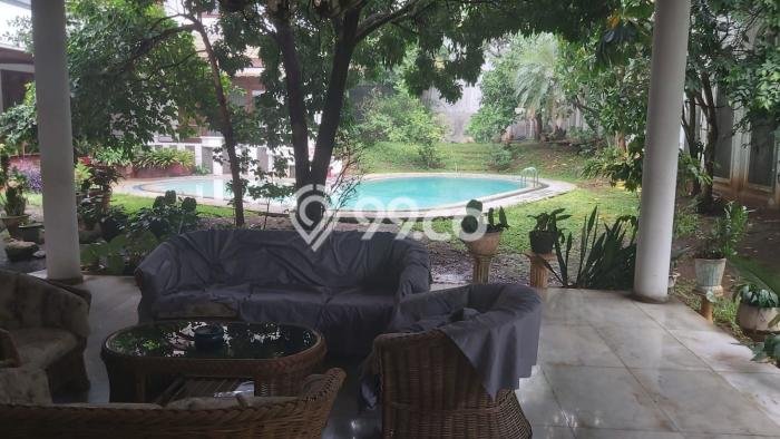 Jual Rumah Mewah Megah Dengan View Eksklusif di Pondok Indah, Jakarta Selatan Jual Rumah Mewah Megah Dengan View Eksklusif di Pondok Indah, Jakarta Selatan