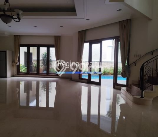 Hunian Minimalis dengan LT 450m2 & LB 400m2 Disewakan di Pondok Indah Hunian Minimalis dengan LT 450m2 & LB 400m2 Disewakan di Pondok Indah