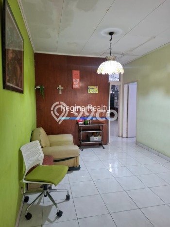 Rumah Mewah LB 120m2 Siap Huni Desain Elegan di Pondok Indah, Jakarta Selatan Rumah Mewah LB 120m2 Siap Huni Desain Elegan di Pondok Indah, Jakarta Selatan