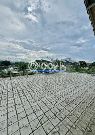 For Sale! Premium House LT 1430m2 Desain Elegan di Pondok Indah For Sale! Premium House LT 1430m2 Desain Elegan di Pondok Indah