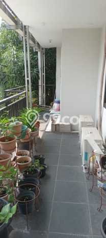 Rumah Elit Modern Siap Huni di Cawang Jakarta Timur Rumah Elit Modern Siap Huni di Cawang Jakarta Timur