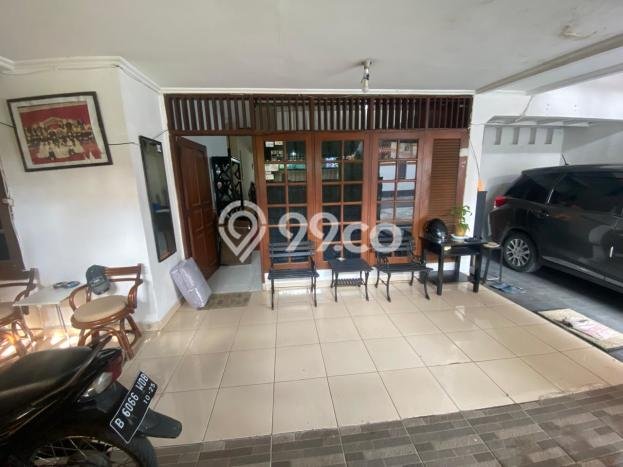 Jual Rumah Bagus Siap Huni LB 125m2 di Ciputat Timur, Tangerang Selatan Jual Rumah Bagus Siap Huni LB 125m2 di Ciputat Timur, Tangerang Selatan