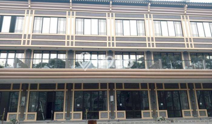 Disewakan Ruko di Kawasan Ramai Green Lake City Luas 167m2 Disewakan Ruko di Kawasan Ramai Green Lake City Luas 167m2