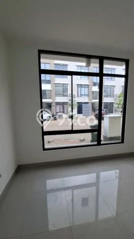 Jarang Ada! Rumah Sewa 2 Kamar Nyaman Siap Huni Semanan Jarang Ada! Rumah Sewa 2 Kamar Nyaman Siap Huni Semanan