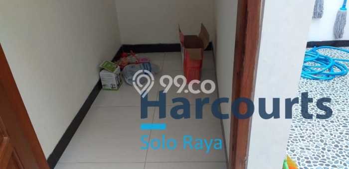 Rumah Modern Minimalis 2 KT Siap Huni di mojosongo Rumah Modern Minimalis 2 KT Siap Huni di mojosongo