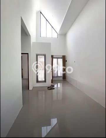 For Sale Rumah 2 Kamar Lokasi Ideal Nyaman dan Strategis di Colomadu For Sale Rumah 2 Kamar Lokasi Ideal Nyaman dan Strategis di Colomadu