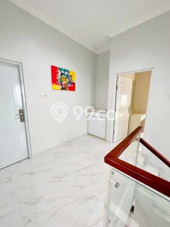 Rumah Asri area Colomadu, 3 KT, Area Strategis, Luas 80m2m² LB 98m2m² Rumah Asri area Colomadu, 3 KT, Area Strategis, Luas 80m2m² LB 98m2m²