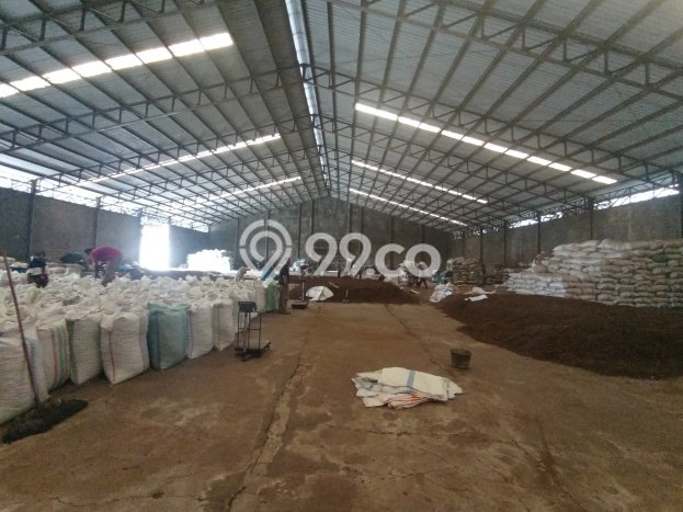 Gudang bagus disewakan di Kebakkramat Karanganyar dengan LB 2500m2 harga sewa terbaik Gudang bagus disewakan di Kebakkramat Karanganyar dengan LB 2500m2 harga sewa terbaik