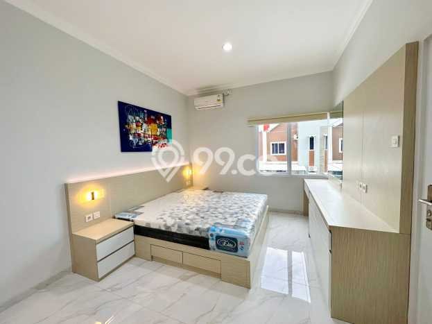 Rumah Asri area Colomadu, 3 KT, Area Strategis, Luas 80m2m² LB 98m2m² Rumah Asri area Colomadu, 3 KT, Area Strategis, Luas 80m2m² LB 98m2m²