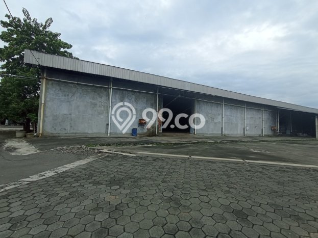 Gudang bagus disewakan di Kebakkramat Karanganyar dengan LB 2500m2 harga sewa terbaik Gudang bagus disewakan di Kebakkramat Karanganyar dengan LB 2500m2 harga sewa terbaik