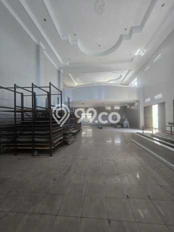 LOKASI BISNIS! Gudang Disewakan Kawasan Serengan, Luas 1260m2m², Akses Strategis LOKASI BISNIS! Gudang Disewakan Kawasan Serengan, Luas 1260m2m², Akses Strategis