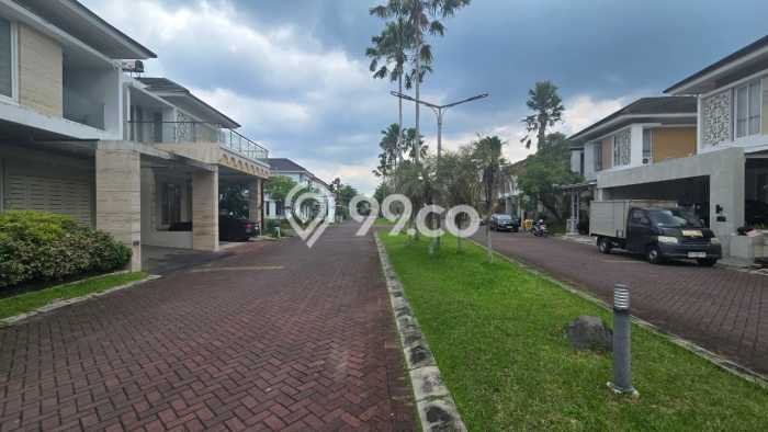 Investasi Masa Depan 5 Kamar Tidur Akses Dekat di Kawasan Prospektif , Sleman Investasi Masa Depan 5 Kamar Tidur Akses Dekat di Kawasan Prospektif , Sleman