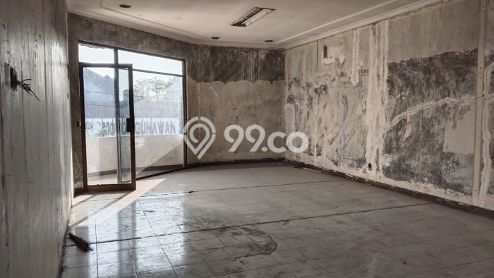 Unit Ruko Dijual di Semarang Tengah Semarang Luas Tanah 111m2, Luas Bangunan 300m2 Unit Ruko Dijual di Semarang Tengah Semarang Luas Tanah 111m2, Luas Bangunan 300m2
