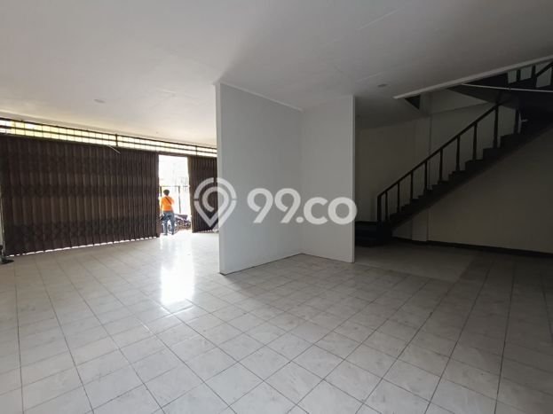 Ruko Disewakan di Area Ramai Semarang Tengah, Semarang Ruko Disewakan di Area Ramai Semarang Tengah, Semarang