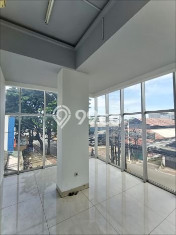 Kantor Dijual di Kebayoran Lama Jakarta Selatan dengan LB 600m2 Kantor Dijual di Kebayoran Lama Jakarta Selatan dengan LB 600m2
