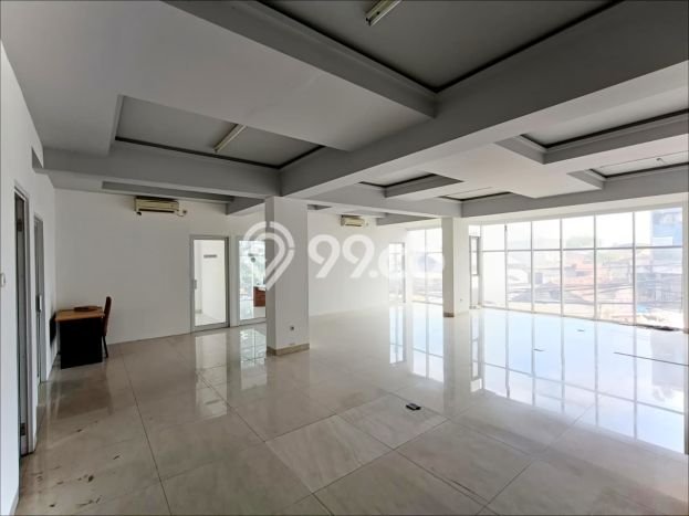 Kantor Dijual di Kebayoran Lama Jakarta Selatan dengan LB 600m2 Kantor Dijual di Kebayoran Lama Jakarta Selatan dengan LB 600m2