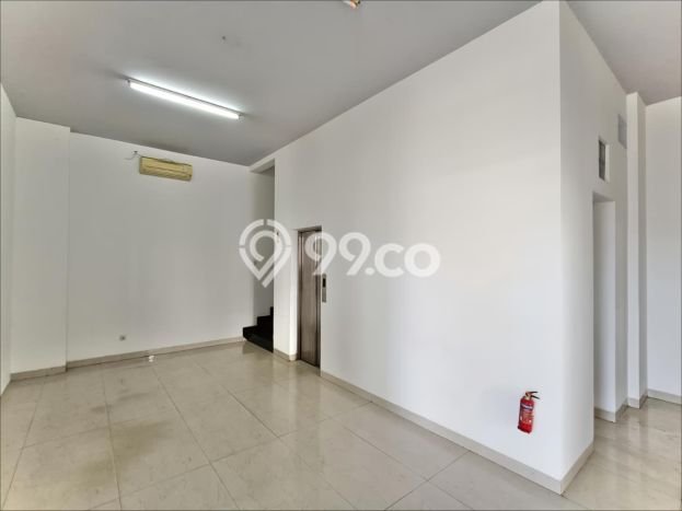 Kantor Dijual di Kebayoran Lama Jakarta Selatan dengan LB 600m2 Kantor Dijual di Kebayoran Lama Jakarta Selatan dengan LB 600m2