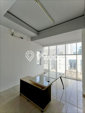 Kantor Dijual di Kebayoran Lama Jakarta Selatan dengan LB 600m2 Kantor Dijual di Kebayoran Lama Jakarta Selatan dengan LB 600m2