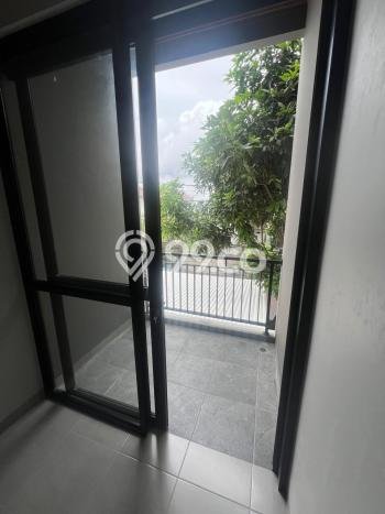 Hunian Mewah LB 140m2 Siap Pakai Desain Elegan di Graha Raya, Tangerang Selatan Hunian Mewah LB 140m2 Siap Pakai Desain Elegan di Graha Raya, Tangerang Selatan