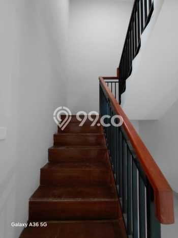 Rumah Minimalis 6 KT di Bintaro Tangerang Selatan Unfurnished Rumah Minimalis 6 KT di Bintaro Tangerang Selatan Unfurnished