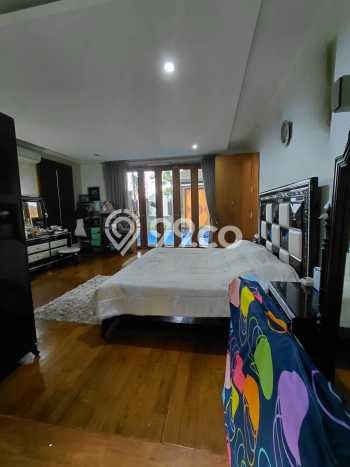 Rumah Elit LB 625m2 Siap Huni Desain Elegan di Sektor 9-Bintaro, Tangerang Selatan Rumah Elit LB 625m2 Siap Huni Desain Elegan di Sektor 9-Bintaro, Tangerang Selatan