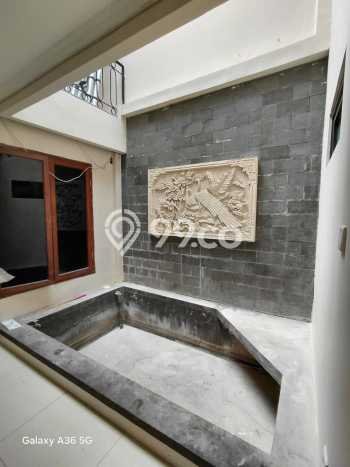 Rumah Minimalis 6 KT di Bintaro Tangerang Selatan Unfurnished Rumah Minimalis 6 KT di Bintaro Tangerang Selatan Unfurnished