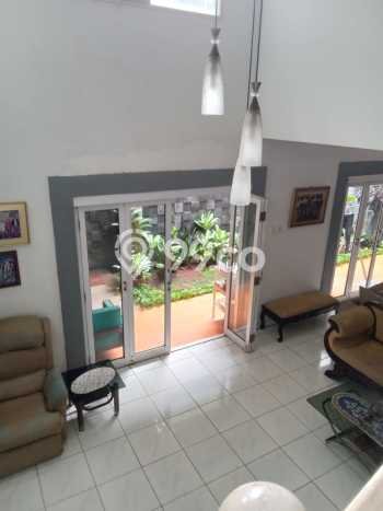 Ready to Use! Luxury House LT 255m2 Desain Elegan di Sektor 9-Bintaro Ready to Use! Luxury House LT 255m2 Desain Elegan di Sektor 9-Bintaro