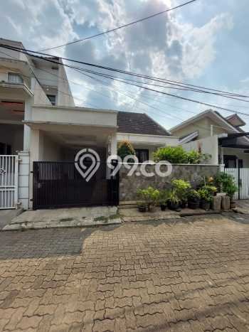 Hunian Nyaman Asri 2 KT Siap Huni di Bintaro Tangerang Selatan Hunian Nyaman Asri 2 KT Siap Huni di Bintaro Tangerang Selatan