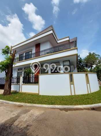 For Sale Rumah Mewah Exclusive di BSD, Tangerang Selatan For Sale Rumah Mewah Exclusive di BSD, Tangerang Selatan