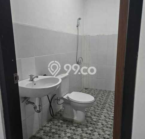 Dijual Rumah Strategis Bagus Punya 4 KT di BSD Tangerang Selatan SHM Dijual Rumah Strategis Bagus Punya 4 KT di BSD Tangerang Selatan SHM