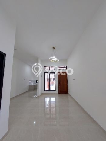 Rumah Modern 3 KT di Bintaro Tangerang Selatan Unfurnished Rumah Modern 3 KT di Bintaro Tangerang Selatan Unfurnished