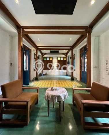 Rumah Elit Modern Siap Huni di Bintaro Tangerang Selatan Rumah Elit Modern Siap Huni di Bintaro Tangerang Selatan