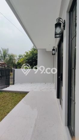 Siap Huni Rumah Mewah 5 Kamar di BSD Dekat ke Mana Pun Siap Huni Rumah Mewah 5 Kamar di BSD Dekat ke Mana Pun