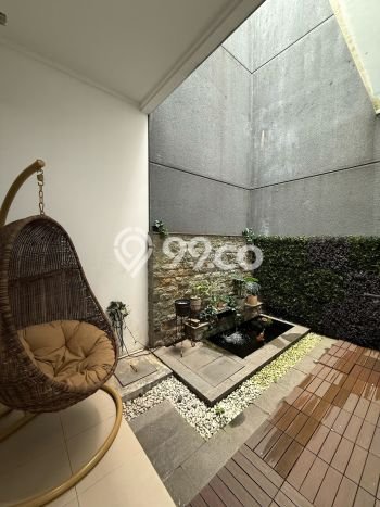 Rumah Lokasi Strategis di Bintaro, Tangerang Selatan, Luas 210m² LB 234m² Rumah Lokasi Strategis di Bintaro, Tangerang Selatan, Luas 210m² LB 234m²