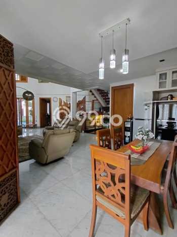 Rumah Elit LB 625m2 Siap Huni Desain Elegan di Sektor 9-Bintaro, Tangerang Selatan Rumah Elit LB 625m2 Siap Huni Desain Elegan di Sektor 9-Bintaro, Tangerang Selatan