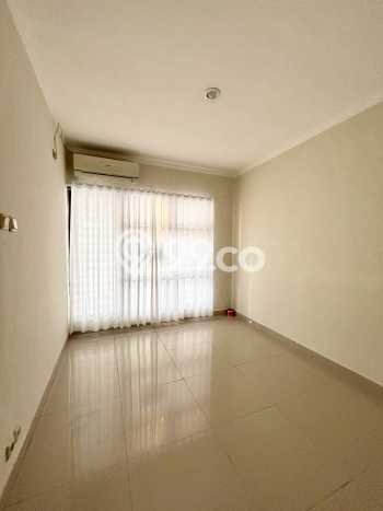 Dijual Rumah Eksklusif 3 KT di Bintaro, Tangerang Selatan Dijual Rumah Eksklusif 3 KT di Bintaro, Tangerang Selatan