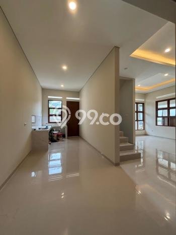 For Sale Hunian Rumah Nyaman 3 Kamar di Graha Raya, Tangerang Selatan For Sale Hunian Rumah Nyaman 3 Kamar di Graha Raya, Tangerang Selatan