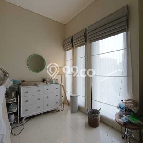 Ready to Use! Luxury House LT 203m2 Desain Elegan di Sektor 9-Bintaro Ready to Use! Luxury House LT 203m2 Desain Elegan di Sektor 9-Bintaro