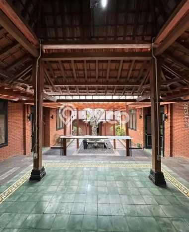 Rumah Elit Modern Siap Huni di Bintaro Tangerang Selatan Rumah Elit Modern Siap Huni di Bintaro Tangerang Selatan