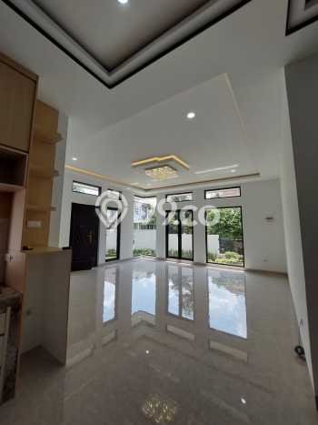 For Sale Rumah Mewah Exclusive di BSD, Tangerang Selatan For Sale Rumah Mewah Exclusive di BSD, Tangerang Selatan