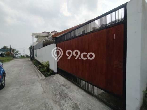 For Sale Rumah 3 Kamar Lokasi Ideal Bagus dan Strategis di Karangpandan For Sale Rumah 3 Kamar Lokasi Ideal Bagus dan Strategis di Karangpandan