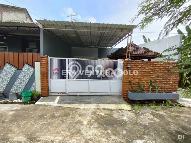Hunian Cantik Minimalis Lb 150m2 di Baki, Sukoharjo Hunian Cantik Minimalis Lb 150m2 di Baki, Sukoharjo